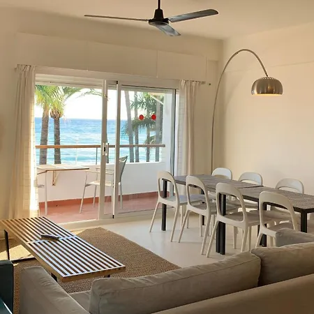 Playa Torrecilla Апартаменты Нерха