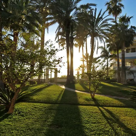 Playa Torrecilla Нерха