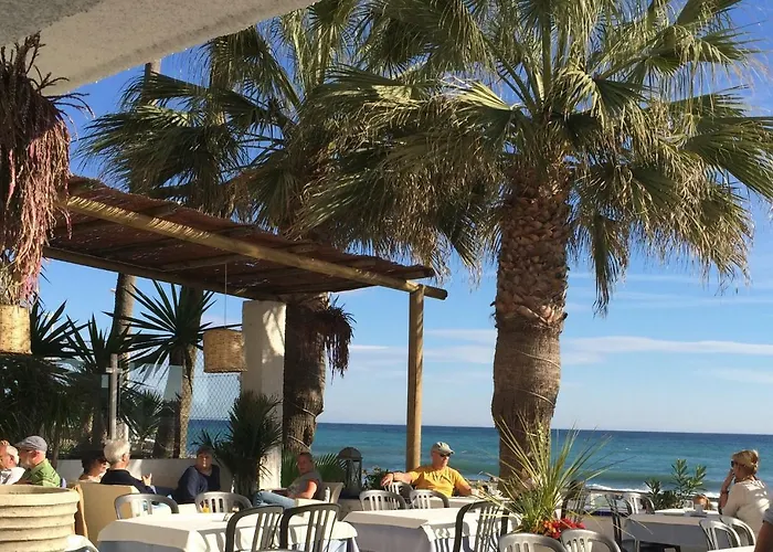 Апартаменты Playa Torrecilla Нерха