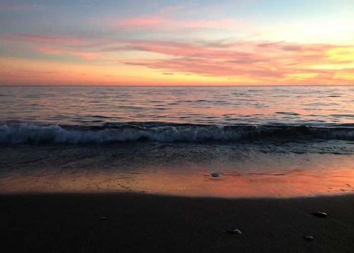 Playa Torrecilla * Нерха